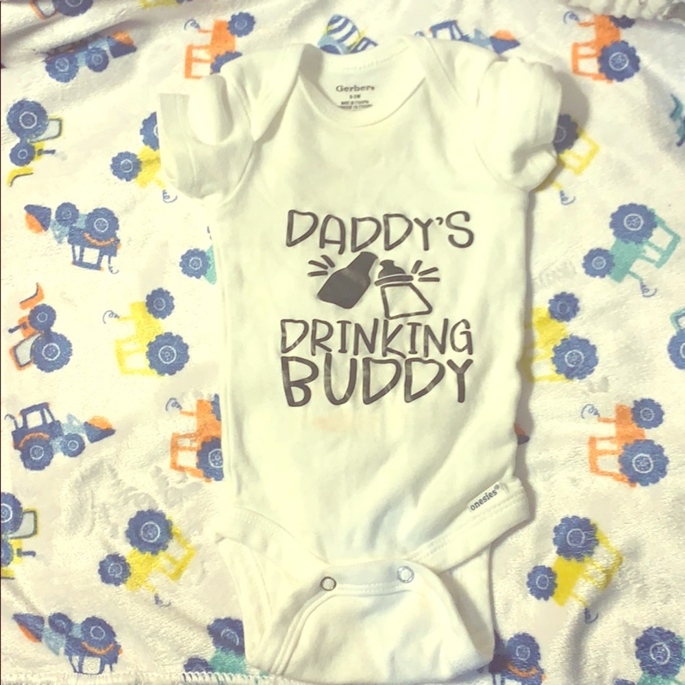 Daddy’s drinking buddy newborn onesie